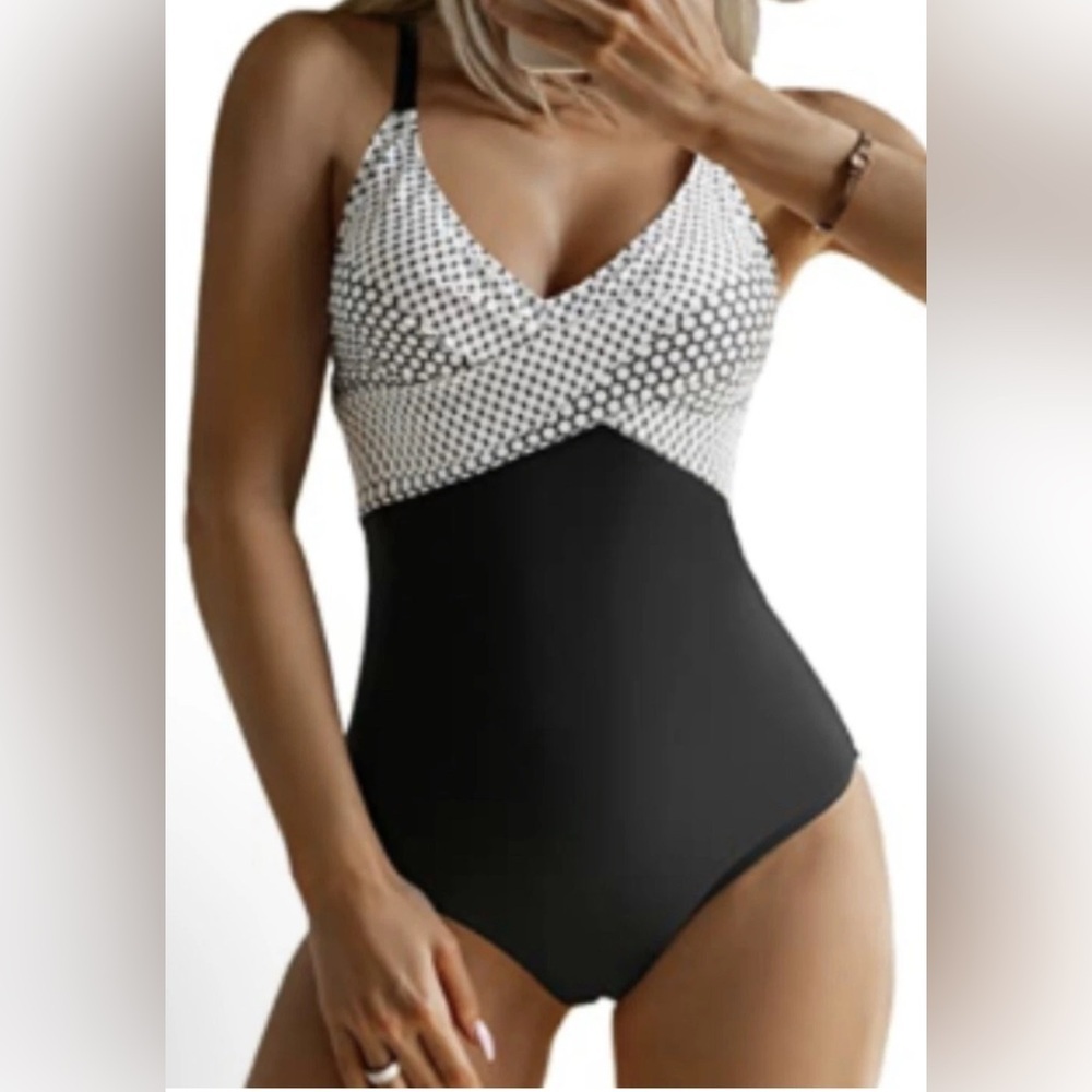 B2prity Women's One Piece Tummy Control Front Cross Swimsuit- Sz 20 NWT